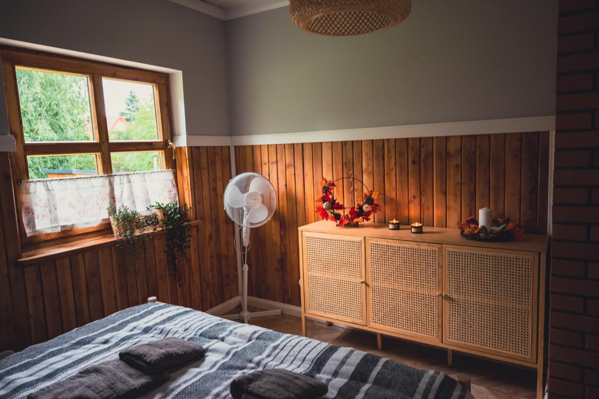 Przystanek Jeziorna 49 Villa Perlino Bagian luar foto